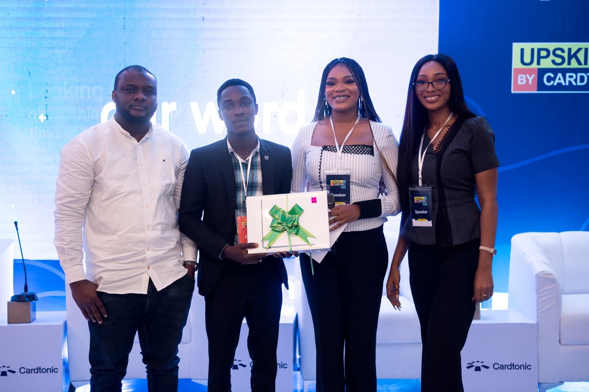 MacBook Air 2022 Winner